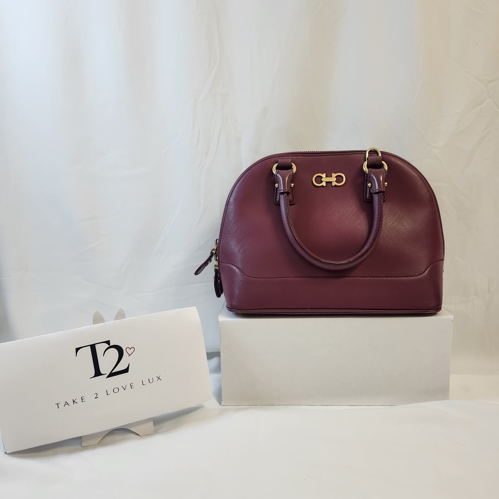 Elegant Salvatore Ferragamo Handbag